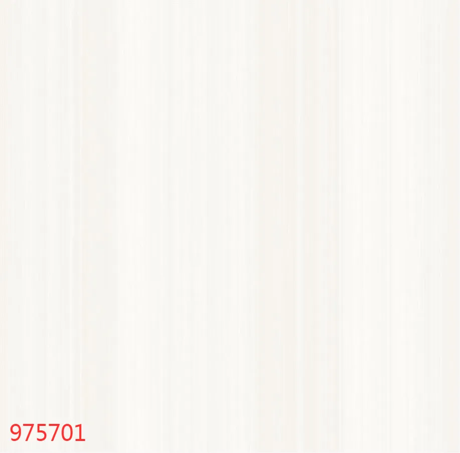 975701